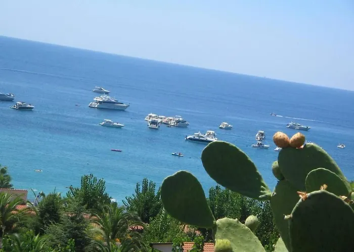 Capo Vaticano 公寓 *